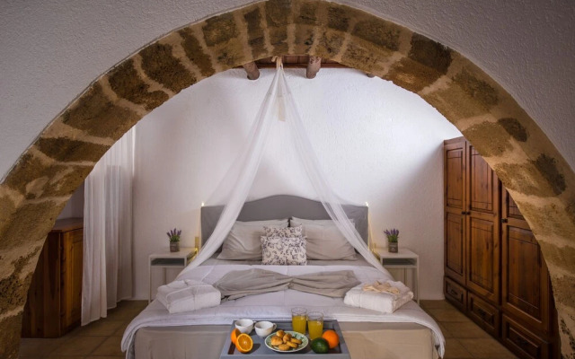 Koutouloufari House by Checkin