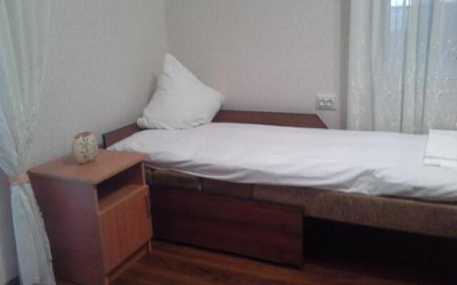 Guesthouse on Partizanskaya 87