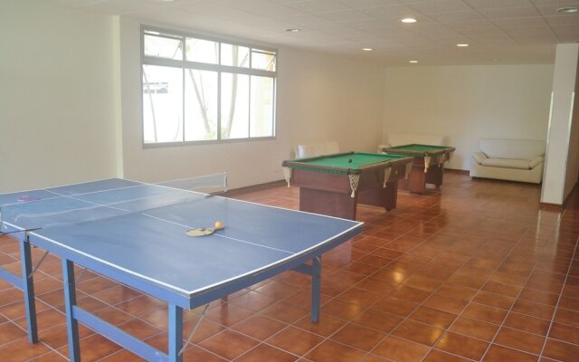 150m da praia com piscina aquecida e sauna