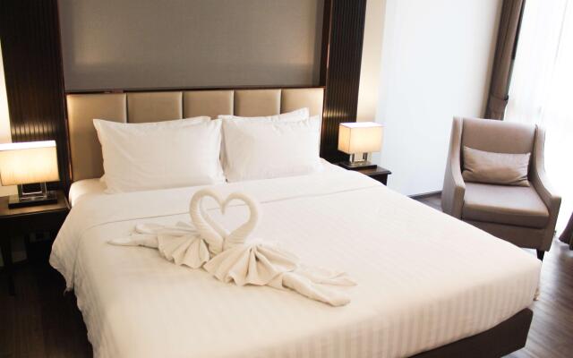 SureStay Plus Hotel by Best Western Sukhumvit 2