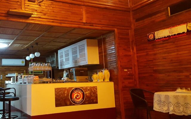 Khao Saming Paradise Resort