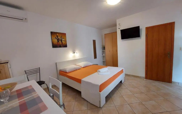 Apartments Nenad & Marija