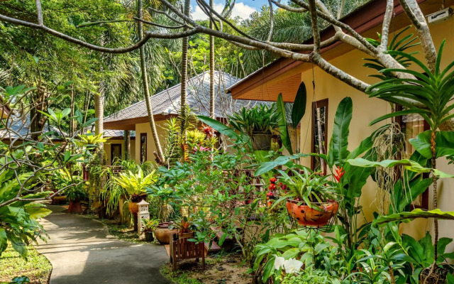Promtsuk Buri Resort