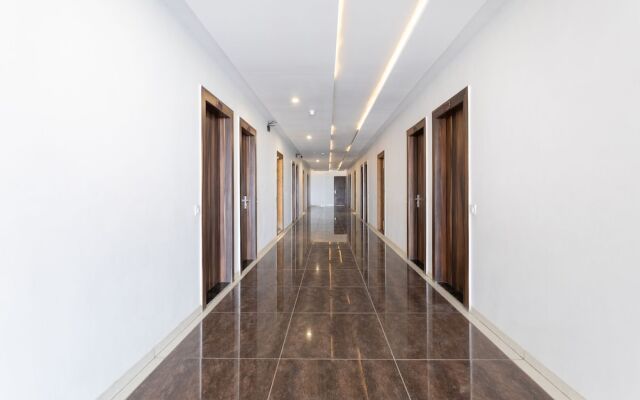 Oyo 40909 Shiv Palace