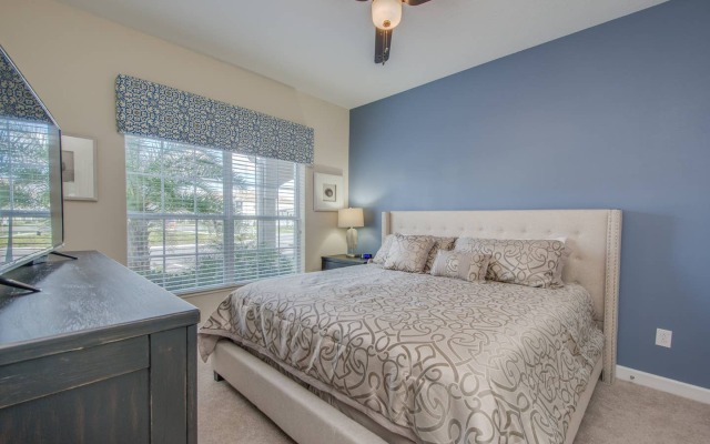 Pleasant home near Disney with private pool