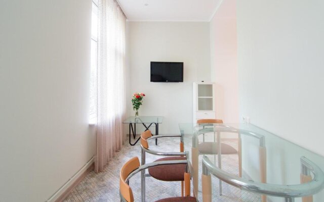 Best Apartments on St. Rishelievskaya 7