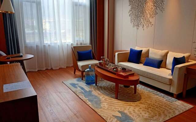 Howard Johnson the Bund Hotel Gasa