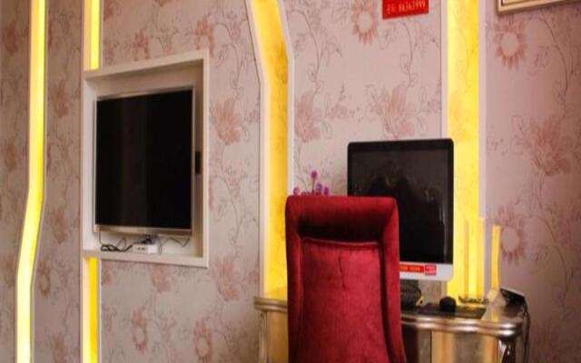 Baiyun Romance Hotel Dongyang