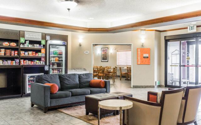 Comfort Suites Denver North - Westminster