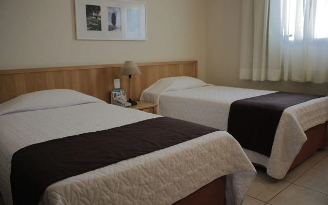 Harbor Self Graciosa Hotel