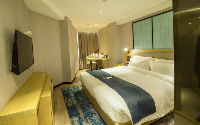 Echarm Hotel(Longyou Quzhou)