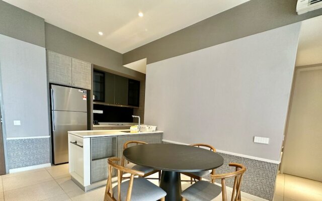 Millerz Square by Mykey