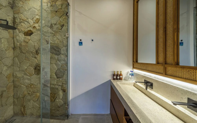 Villa Bedawang - 4BR Villa Seminyak