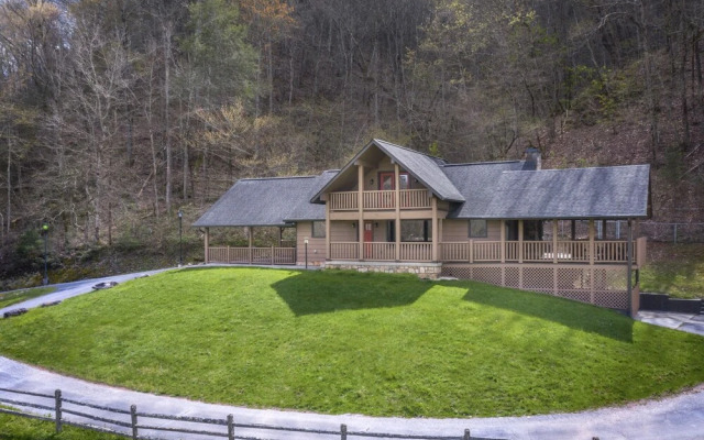 Waldens Creek Lodge