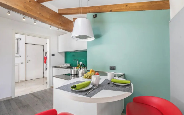 Riva's Rooftop Retreat