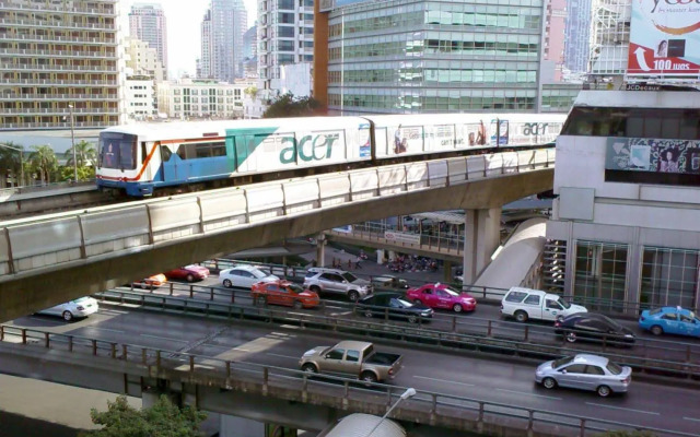 Mirth Sathorn Hotel