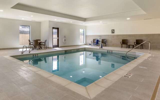 Comfort Suites Albuquerque Airport