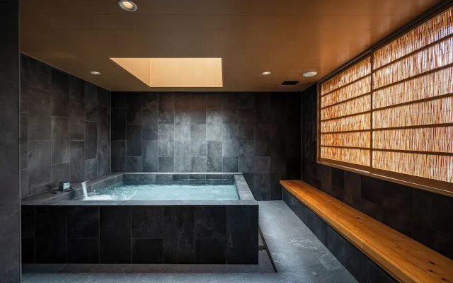 Yugen kyoto shijo