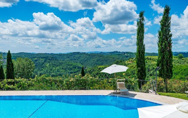 Graceful Apartment in San Miniato with Swimming Pool