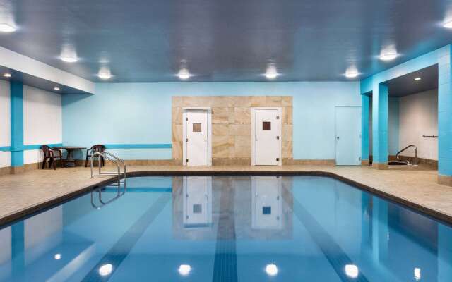 Travelodge by Wyndham Simcoe