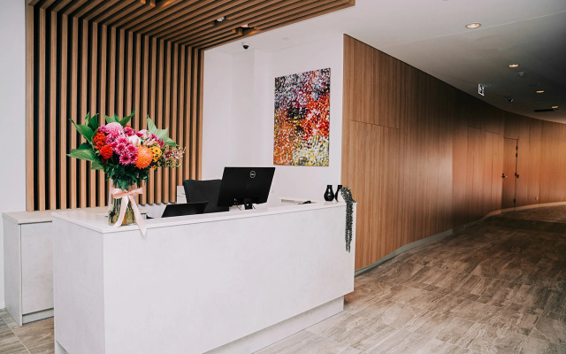 Tom's Court Hotel – Lobby – Adelaide