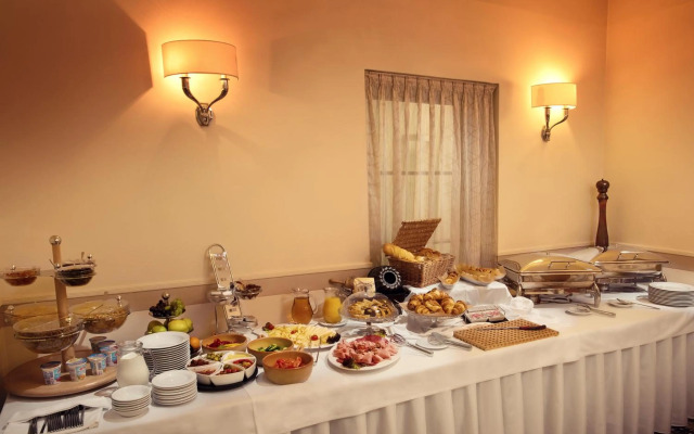 Hotel Ambassador