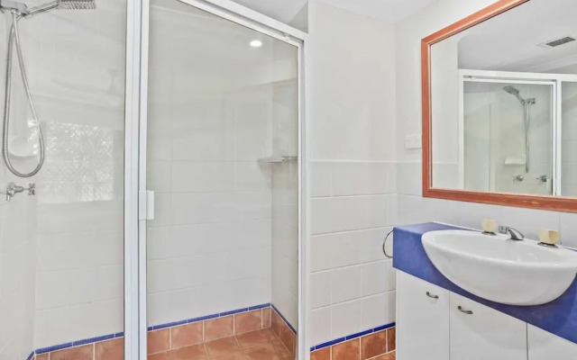 Villa Grande by Burleigh Letting Co