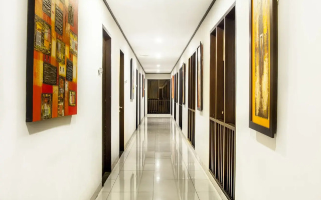 Summer Hills Hotel