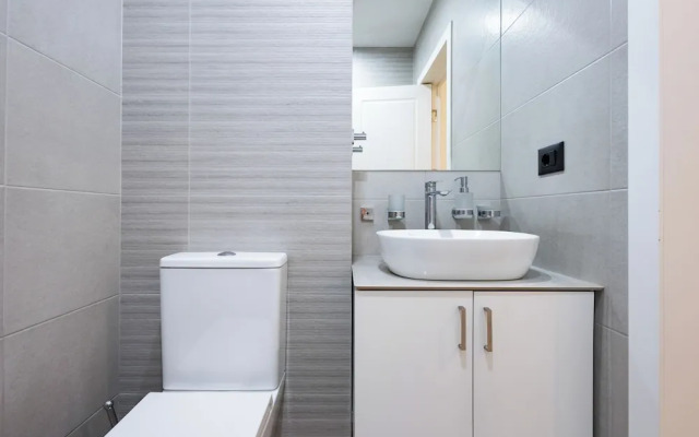 Apartment by Luxe Group SN290