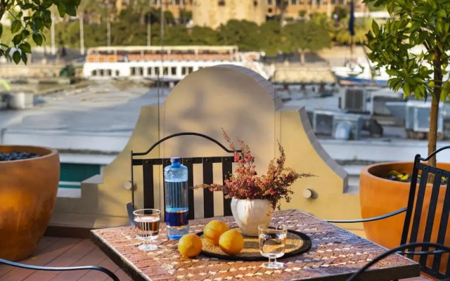 Casa de Triana Luxury Suites by Casa del Poeta