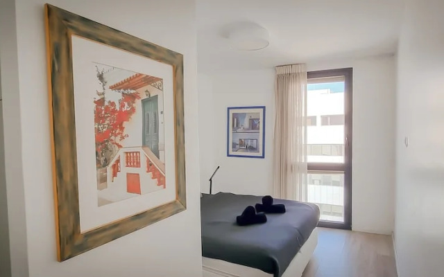 Design Apt Parking Included 2BDR TL30