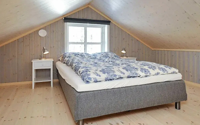 13 Person Holiday Home in Øyer