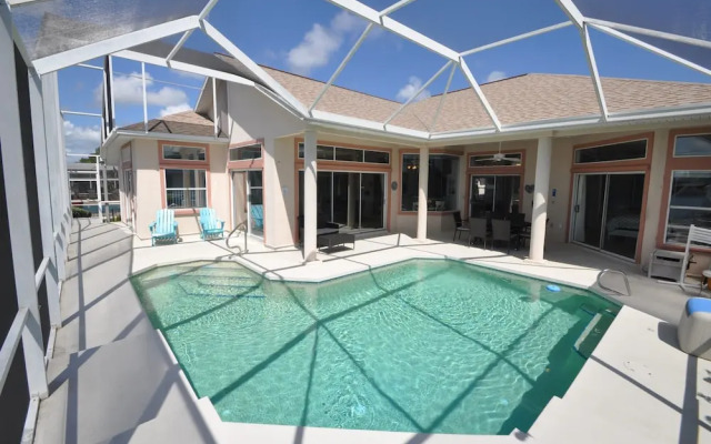 Canal Home w Heated Pool Dock