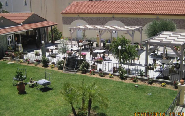 Sunshine Hotel Lardos