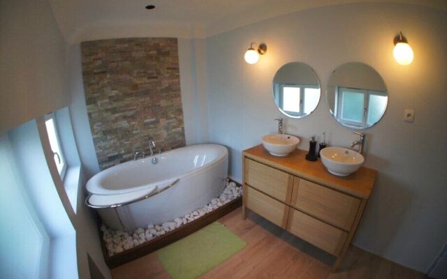 Bed & Breakfast Crosne Plazza & Spa