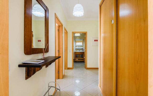 Sea view Apartment with sunbathing Terrace & 2 Swimming pools