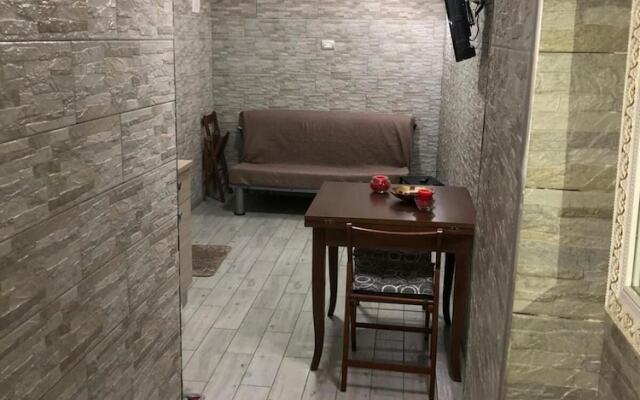 Dante Rooms
