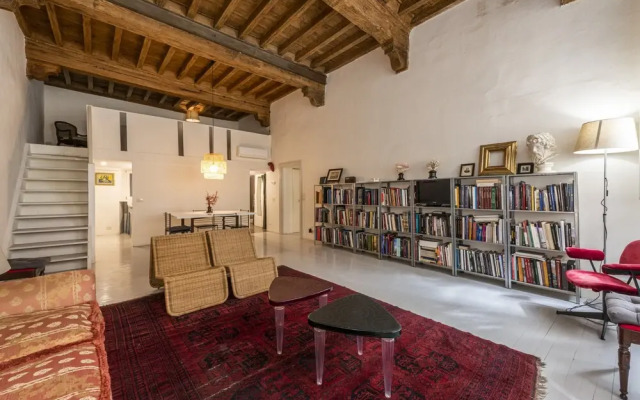 San Firenze House by Mmega