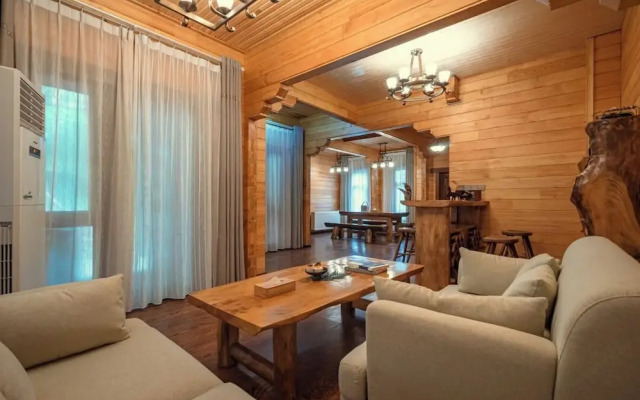 Zhangjiajie Home