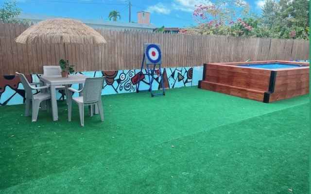 Music 1 Bedroom With Pool,parking Near Airport