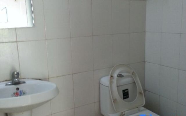 Wuhan Tenglong Hotel