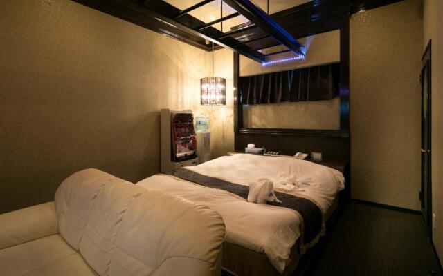 Hotel Bypass (Adult Only)