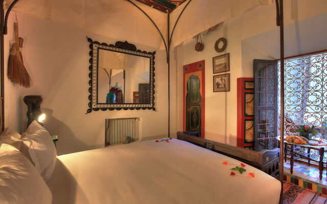 Riad Kaiss by Anika