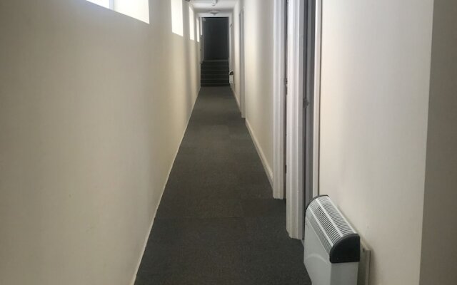 Eazzzy rooms Corby