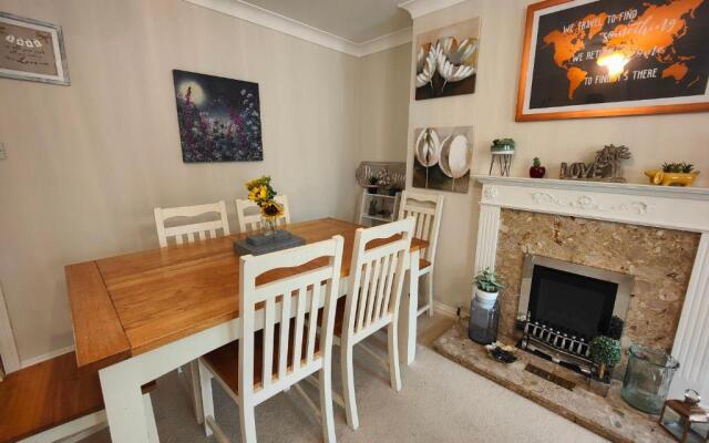 *NEW* Stunning EMSWORTH HARBOUR 3 Bedroom House