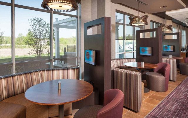 Courtyard by Marriott Boston Littleton