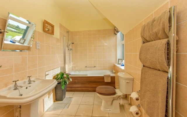 Loch Melfort Hotel