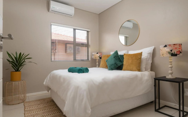 Zimbali Wedge Unit 42