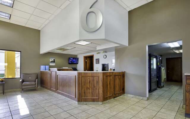 Studio 6 Effingham, Il