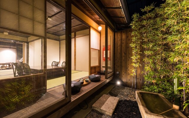 Guesthouse-Hana・ Bamboo House